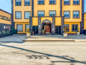 Гостиница Monte Salerno Hotel & Suites  Монтеморелос